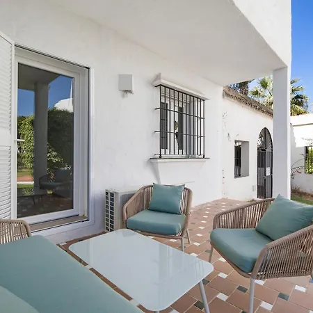 Apartment Pueblo Marinero Grupos 6pax Chiclana de la Frontera