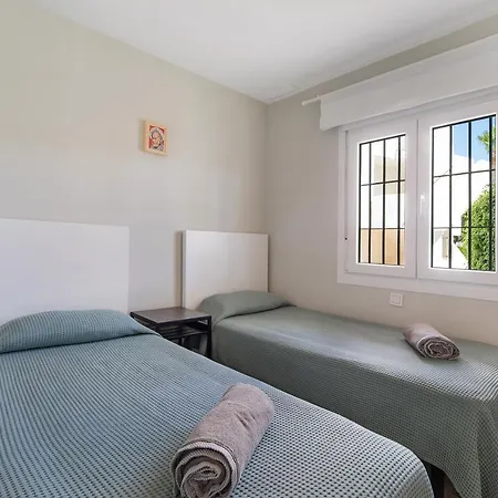 Apartment Pueblo Marinero Grupos 6pax *