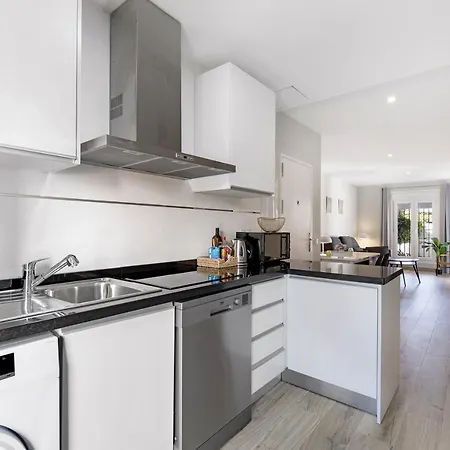 Apartment Pueblo Marinero Grupos 6pax